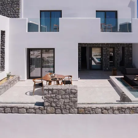 Extraordinary Naxos | Frantz | 6 Bedrooms | 2 Swimming Pools With Floating Sunbeds | 3 Jacuzzis | Sea Views | Villa Pláka